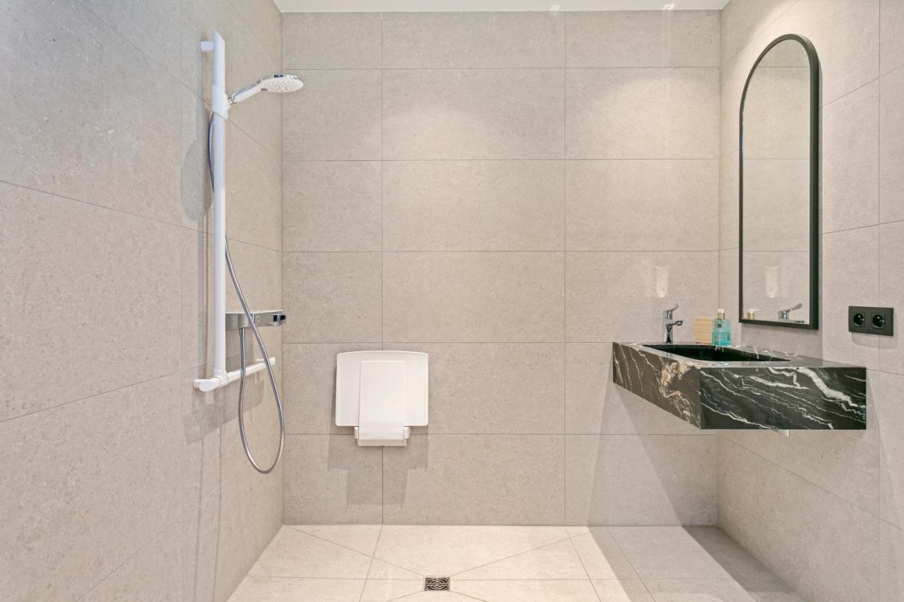 Eb Apartment Де Пане Екстериор снимка